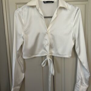 Zara White Cropped Button Down Shirt with Tie Front